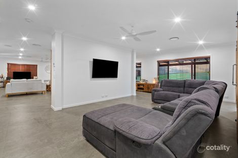 Property photo of 26 Honeyeater Crescent Moggill QLD 4070