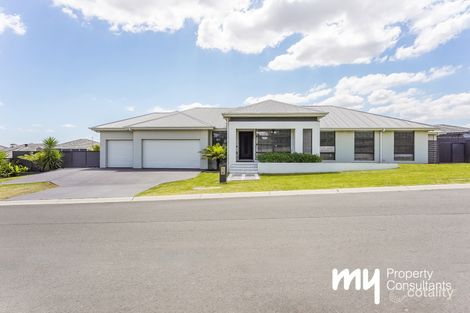 15 Caulfield Cl, Currans Hill, NSW 2567