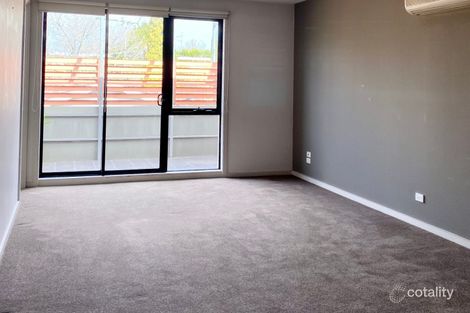 Property photo of 21/6 Lansdowne Road St Kilda East VIC 3183