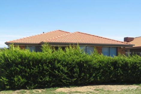 11 Henley Gdns, Sunshine North, VIC 3020