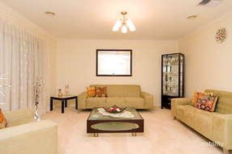 Property photo of 4 Neman Court Roxburgh Park VIC 3064