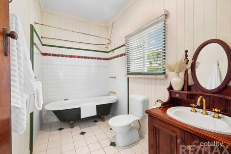 Property photo of 48 Boxgrove Avenue Wynnum QLD 4178