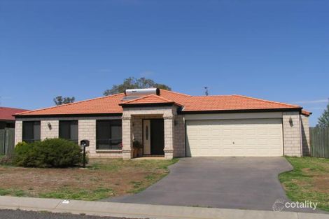 4 Lachlan Ct, Westbrook, QLD 4350