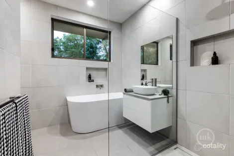 Property photo of 25 Duff Parade Viewbank VIC 3084