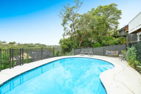 Property photo of 12 Timaru Place Kirrawee NSW 2232