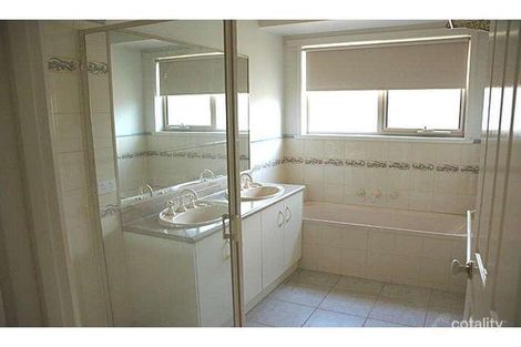 Property photo of 11 Oxley Court Traralgon VIC 3844