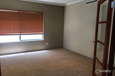 Property photo of 19 Halliday Grove Hillarys WA 6025