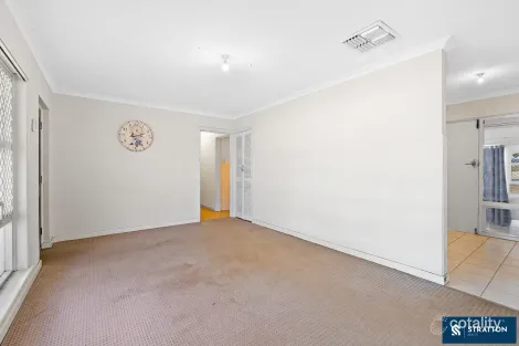 Property photo of 47 Eileen Street Gosnells WA 6110