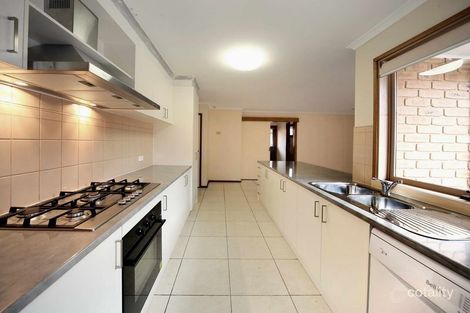 Property photo of 291 Heaths Road Werribee VIC 3030