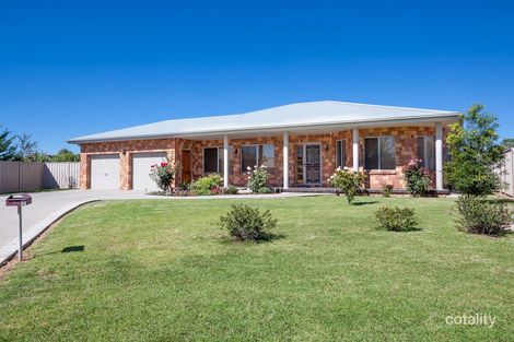 2 Dunlop Pl, Ashmont, NSW 2650