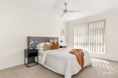 Property photo of 14 Crossing Drive Eatons Hill QLD 4037