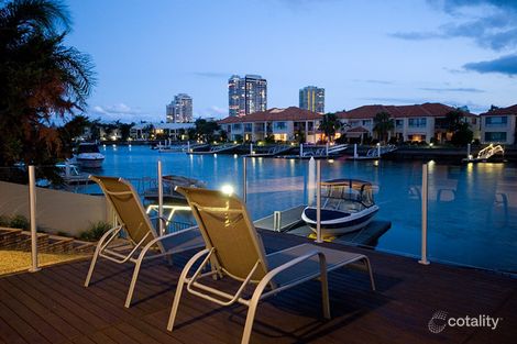 3 Chesterfield Pl, Runaway Bay, QLD 4216