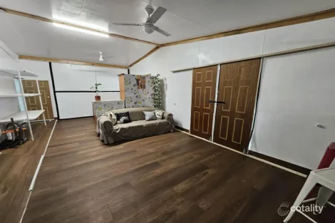 Property photo of 42 Goanna Flats Road Rubyvale QLD 4702