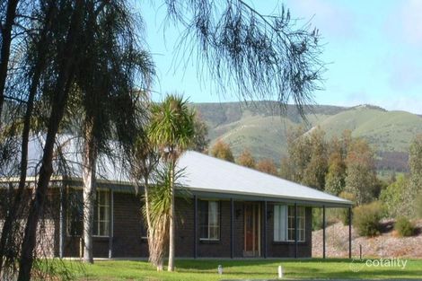 33 Norman Rd, Willunga, SA 5172