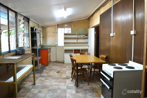 Property photo of 32 Hawthorn Street Blackall QLD 4472