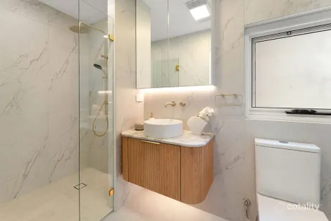 Property photo of 130 Warringah Road Narraweena NSW 2099