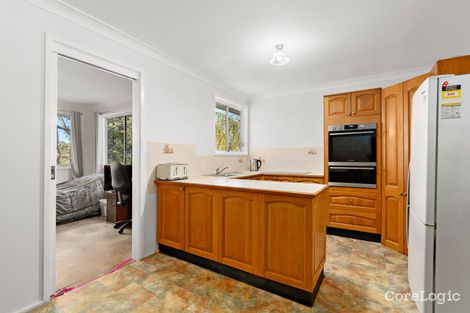 Property photo of 36 Bridgeview Road Yarrawarrah NSW 2233