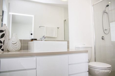 Property photo of 4 Soho Lane Robina QLD 4226