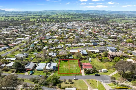 76-78 Dalhunty St, Tumut, NSW 2720