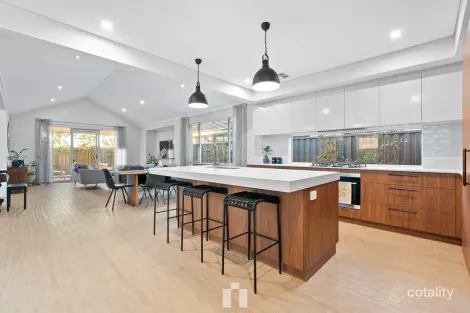 9 BLUEGRASS ST, TREEBY, WA 6164