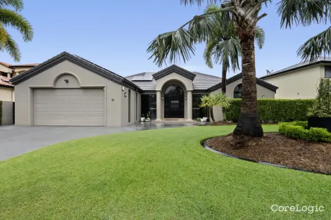 Property photo of 18 Champagne Boulevard Helensvale QLD 4212