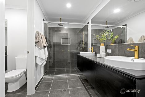Property photo of 21 Tetra Crescent Ripley QLD 4306