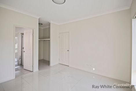 Property photo of 629 Archerfield Road Forest Lake QLD 4078