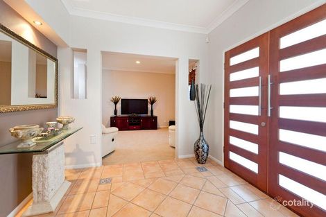 Property photo of 6 Kensington Close Carindale QLD 4152