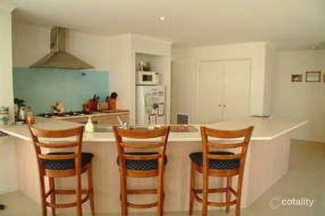 Property photo of 33 Spring Circuit Pakenham VIC 3810