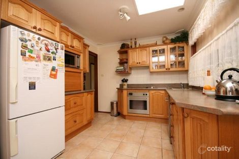 Property photo of 2 Anne Crescent Blaxland NSW 2774