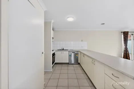 Property photo of 18/4 Paydon Way Hampton Park VIC 3976