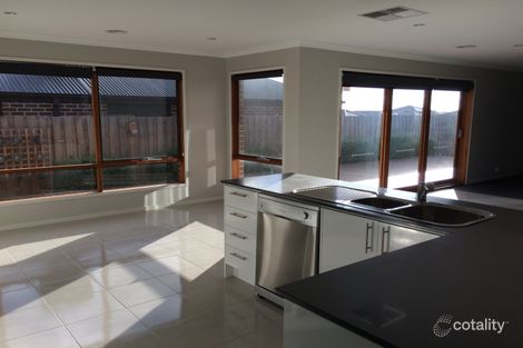 Property photo of 45 Diaz Drive Grovedale VIC 3216