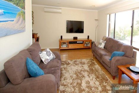 Property photo of 6 Revill Place Gilmore ACT 2905