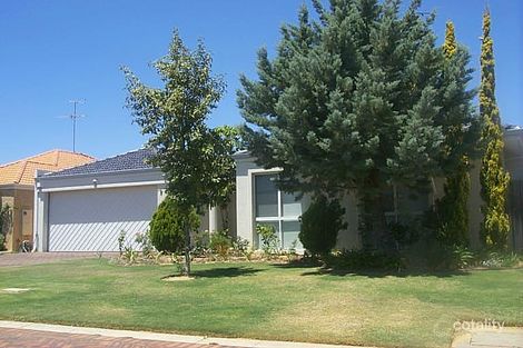 15 Quayside Cl, Halls Head, WA 6210