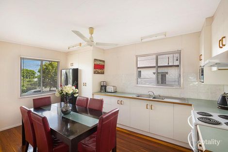 Property photo of 19 Rhyde Street Mount Lofty QLD 4350