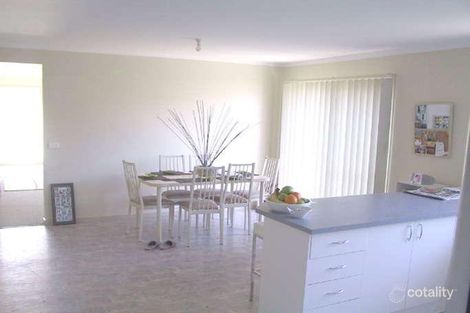 Property photo of 26 Maria Crescent Pakenham VIC 3810