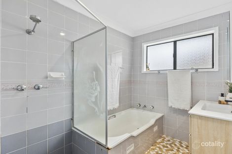Property photo of 50 Hume Boulevard Killarney Vale NSW 2261