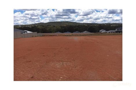 38 Triandra Dr, Helena Valley, WA 6056