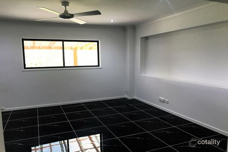 Property photo of 5 Tipuana Place Cashmere QLD 4500
