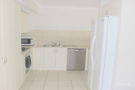 Property photo of 2/34 Churchill Circuit Hamilton South NSW 2303