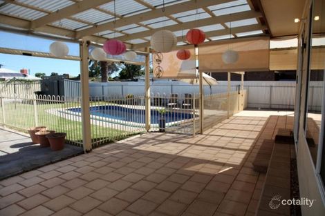 Property photo of 30 Kwinana Crescent Port Noarlunga South SA 5167