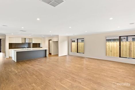 Property photo of 19 Golders Crescent Wyndham Vale VIC 3024