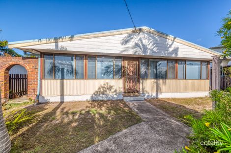 17 Alpinia Ave, Banksia Beach, QLD 4507