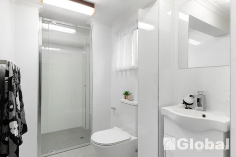 Property photo of 20 Beasley Crescent Rankin Park NSW 2287