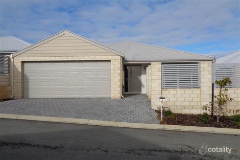 Property photo of 6 Bynder Lane Medina WA 6167