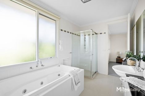 Property photo of 3/88 St Elmo Road Ivanhoe VIC 3079