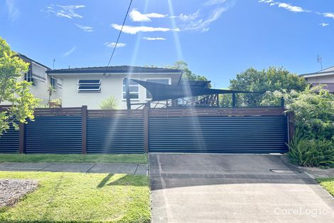 Property photo of 16 Vernon Avenue Labrador QLD 4215