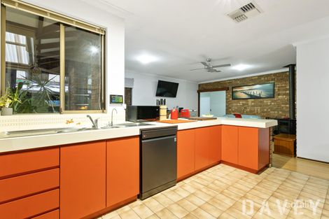 Property photo of 6 Chancery Lane Alexander Heights WA 6064