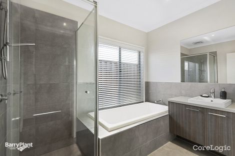 Property photo of 79 Kingsford Drive Point Cook VIC 3030