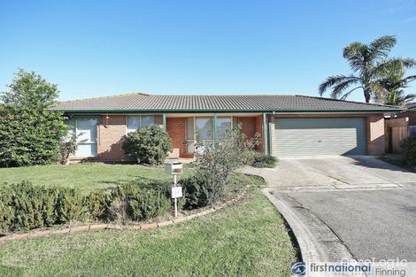 Property photo of 19 Greenmantle Close Cranbourne West VIC 3977